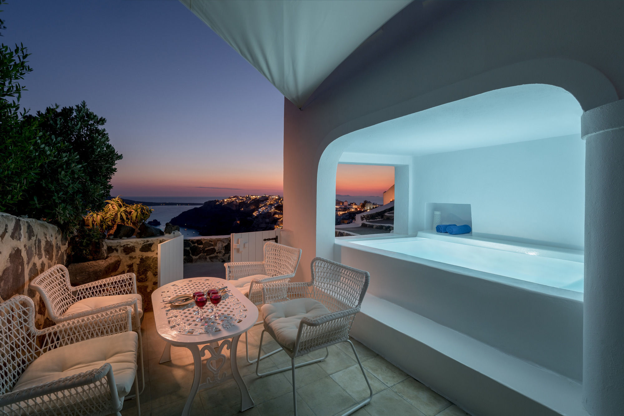White House Villa Foinikia  Экстерьер фото